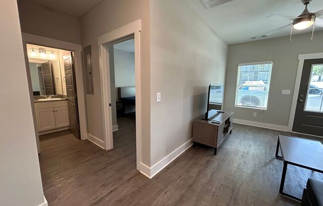 1 bed, 1 bath, 600 sqft, $1,850, Unit 510 Diploma Court - A