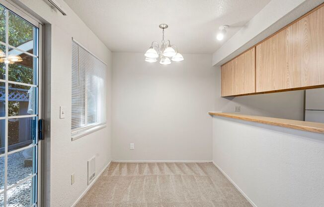 1 bed, 1 bath, 600 sqft, $1,800, Unit B205