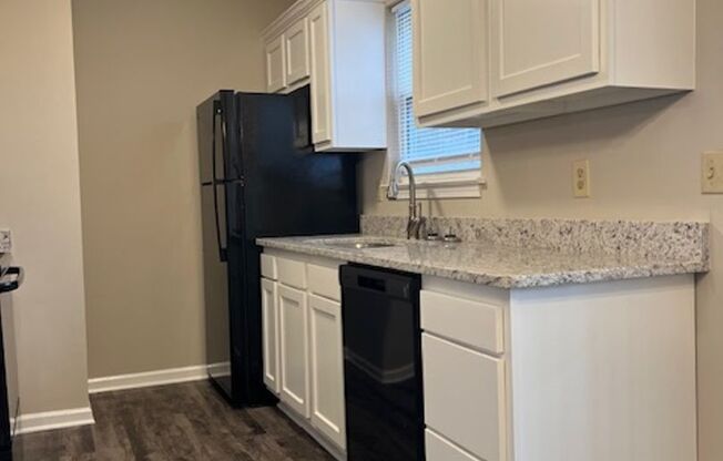 1 bed, 1 bath, 600 sqft, $850, Unit 1