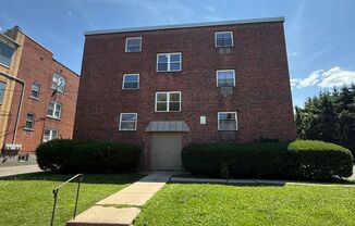 105 Preston St.