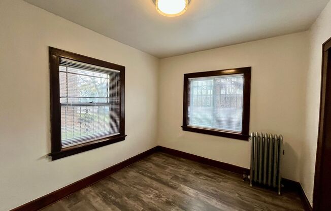 1 bed, 1 bath, $1,015, Unit 7