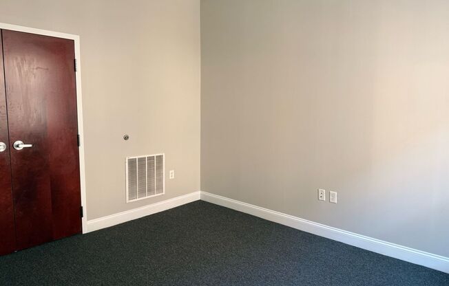 2 beds, 1.5 baths, 849 sqft, $1,525, Unit 313