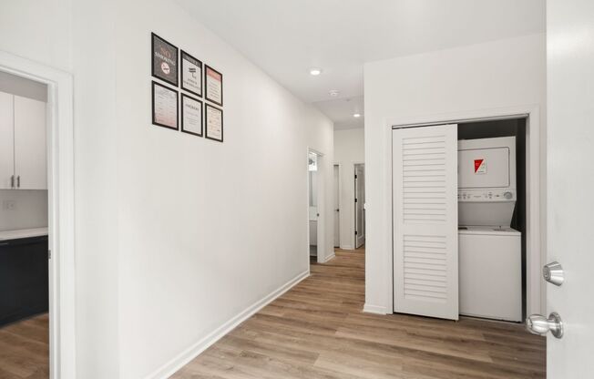 3 beds, 2 baths, 875 sqft, $1,450, Unit Unit 104