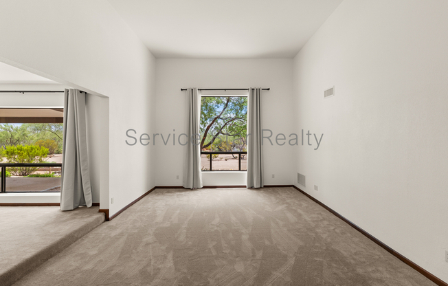 6211 E SAGUARO VIS CT