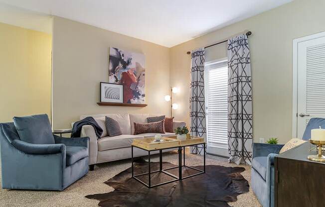 oak 2x2 model living room