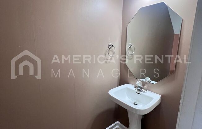 2 beds, 2 baths, $1,400