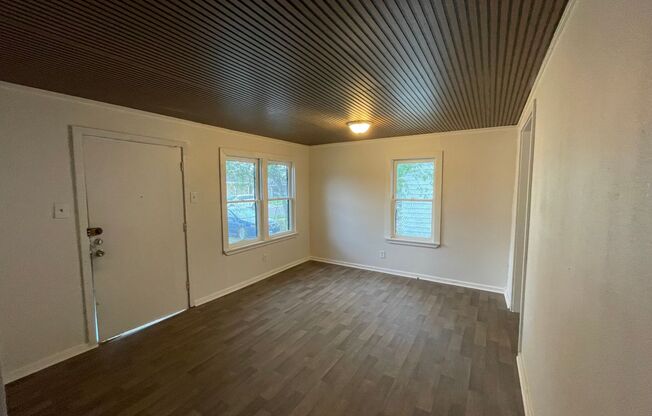 1/2 months free rent off-for ASAP Move-ins only-Freshly Updated Corner Home with Detached Garage – Move-In Ready!