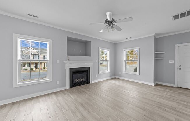 Gorgeous 3 Bedroom Home, with Updated Kitchen, LVP Floors, Fenced Yard, Premium Finishes, Pet Friendly!
