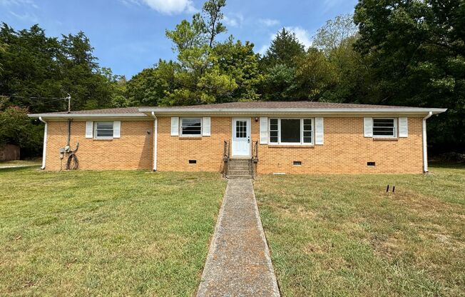 Renovated Single Level 2 Bed, 2 Bath Home on 1 Acre w/ 2 Car Garage