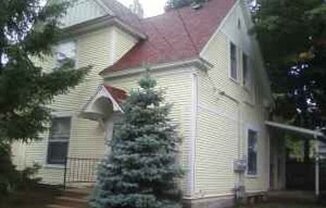 161 Union Ave NE Apt 1