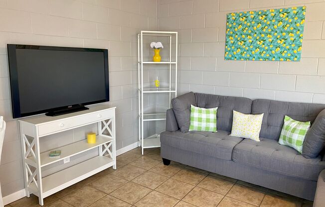 1 bed, 1 bath, $900