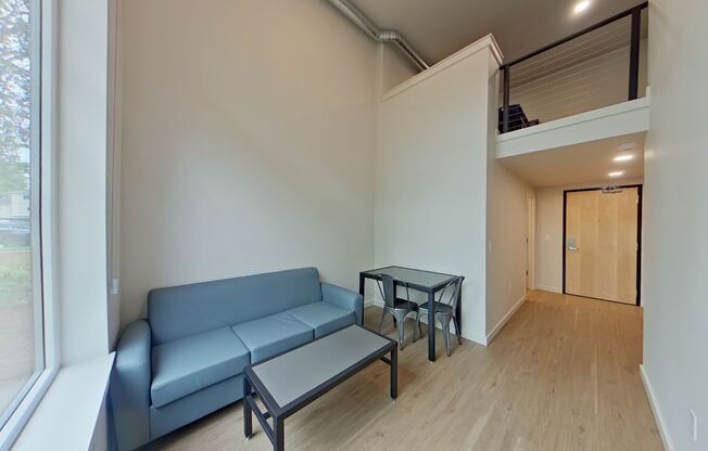 1 bed, 1 bath, 453 sqft, $1,390, Unit 108