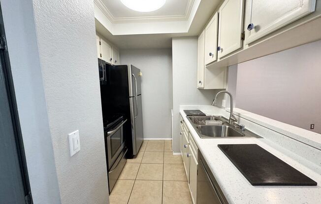 1 bed, 1 bath, $2,400, Unit # 6