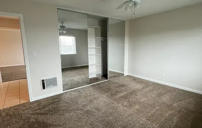 2422 GRAHAM AVE