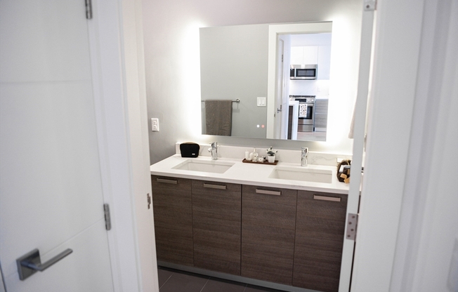 1 bed, 1 bath, 643 sqft, $3,300, Unit 206