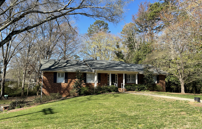 624 FOXWOOD DR SE