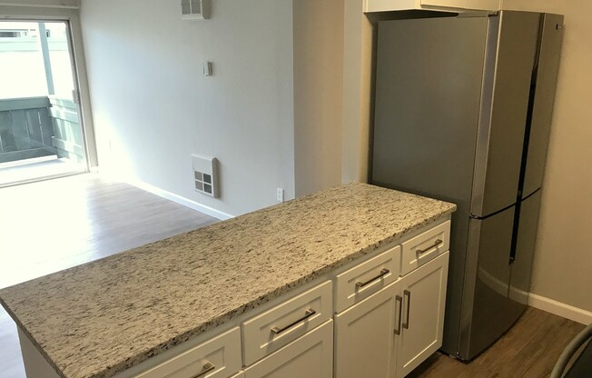 1 bed, 1 bath, 675 sqft, $2,075, Unit 205