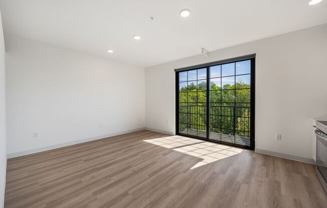 1 bed, 1 bath, 630 sqft, $1,250, Unit 337