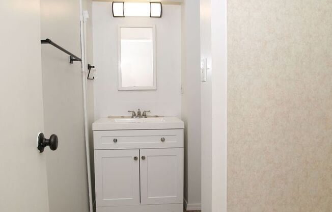 Studio, 1 bath, 116 sqft, $950, Unit 205