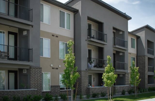 Enclave at 1400 South
