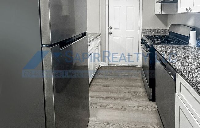 1 bed, 1 bath, $995, Unit Y4