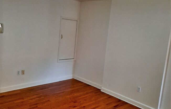 2 beds, 1 bath, 20 sqft, $1,395, Unit 5