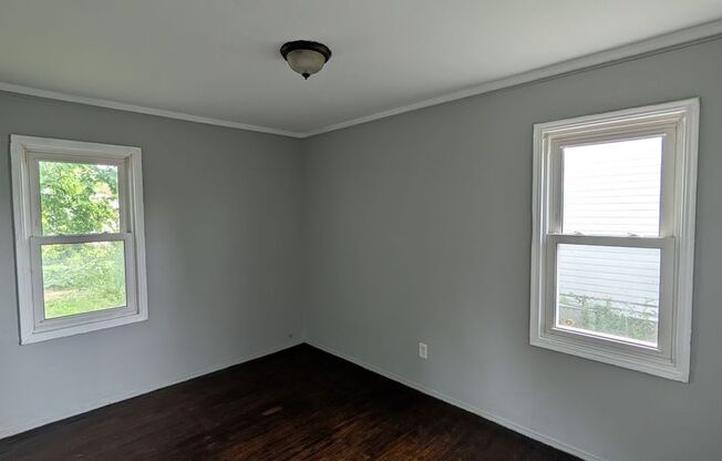 8371 House - 2 BED 1 BATH FOR RENT!