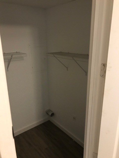 2 beds, 1 bath, $1,400