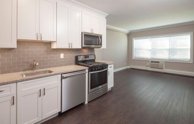 1 bed, 1 bath, $2,295