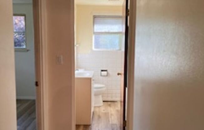 3 beds, 2 baths, $3,400