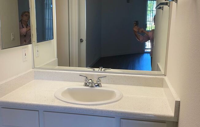 2 beds, 2 baths, 1,000 sqft, $2,750, Unit 316