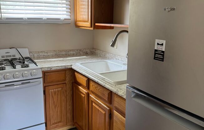 116-118 W. Chestnut St