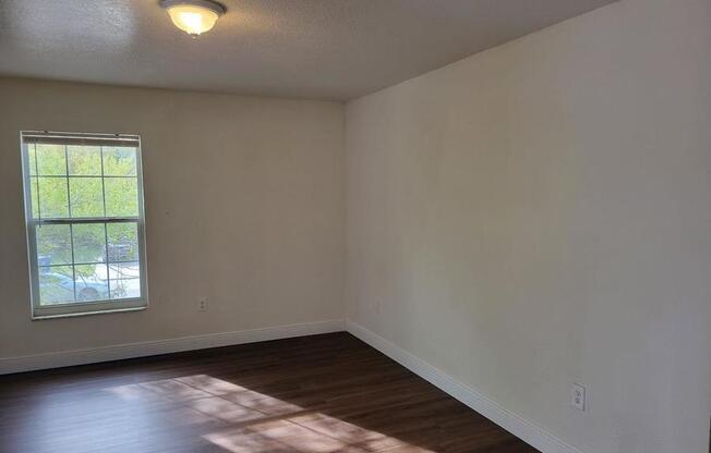 3209 N 49 ST