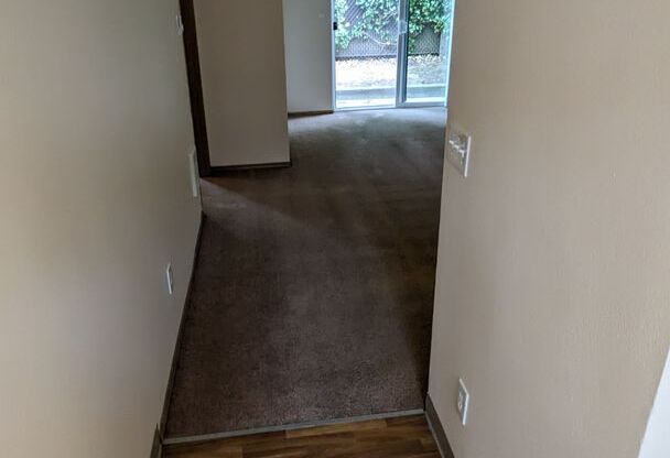 1 bed, 1 bath, 650 sqft, $1,325, Unit 05
