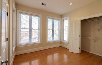 2 beds, 2 baths, 878 sqft, $3,995, Unit 208