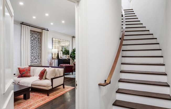 104 CHARLTON ST