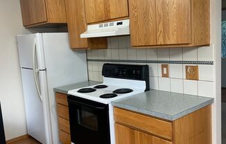 3 beds, 1 bath, $2,000