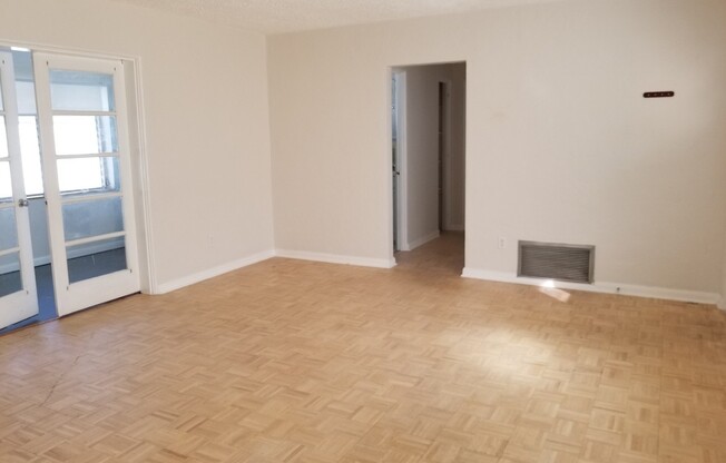 2 beds, 2 baths, $2,000