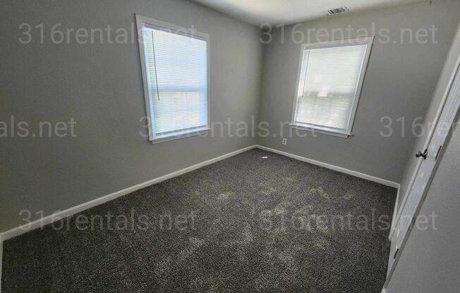 $999 - 3 bedroom / 1 bathroom - Single Family Home