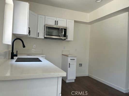 1 bed, 1 bath, 1,084 sqft, $1,700, Unit 1/2