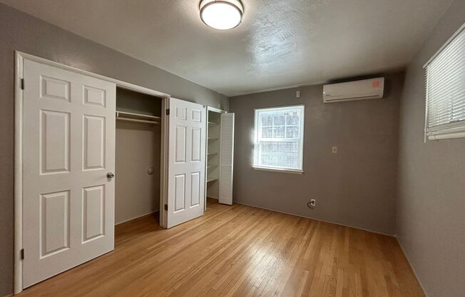 Studio, 1 bath, 300 sqft, $1,295, Unit 11146 1/2