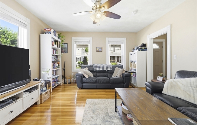 53 WILLARD ST