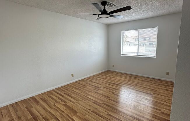 Newly remodeled condo close to Summerlin!