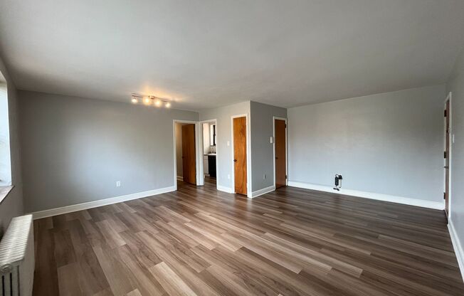2 beds, 1 bath, 800 sqft, $1,790, Unit 6236 Fifth Ave. #101A