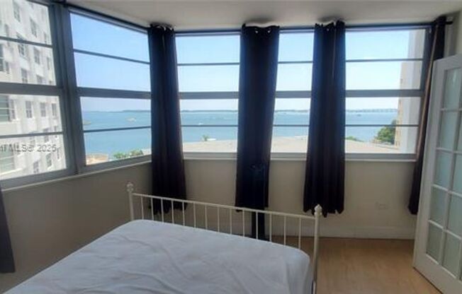 999 Brickell Bay Dr unit 604 (A11855590)