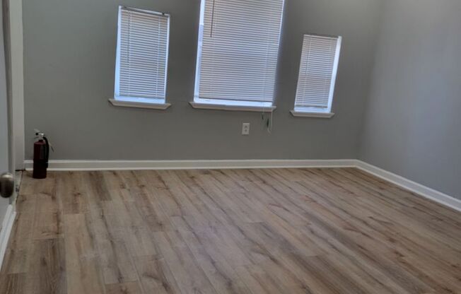 52nd Street Apartments