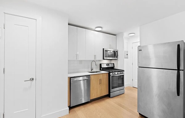 Studio, 1 bath, $2,095, Unit 3K