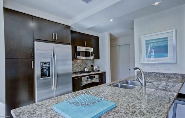 2 beds, 2 baths, 1,327 sqft, $4,495, Unit (Furnished)