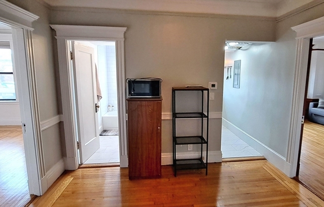 464 Commonwealth Ave.