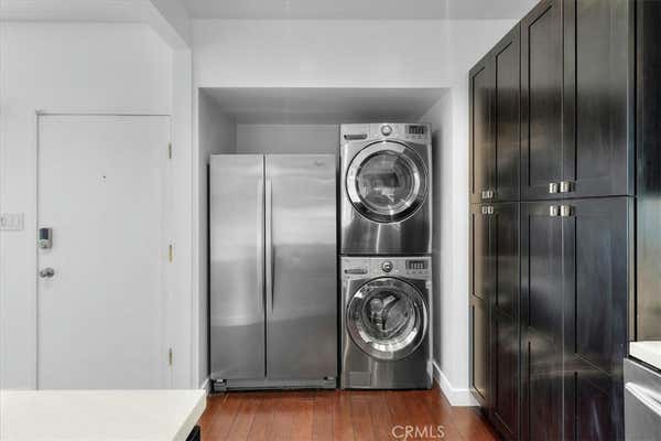 1 bed, 1 bath, 700 sqft, $3,700